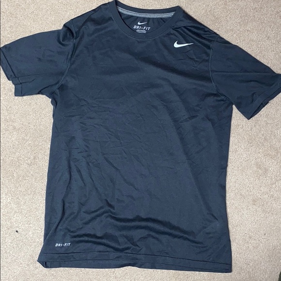 Nike Dri-Fit Medium Men’s t shirt - Picture 1 of 2